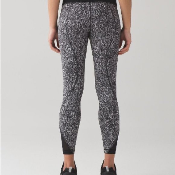 Lululemon Inspire Tight II - Suited Jacquard Black White / Black Size 6 - Picture 12 of 14